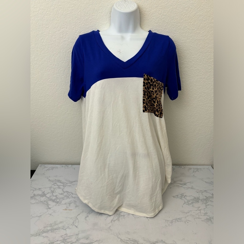 Shiela Rose Women's M Colorblock Loose Fit Tunic Shirt Leopard Cheetah Pocket​​